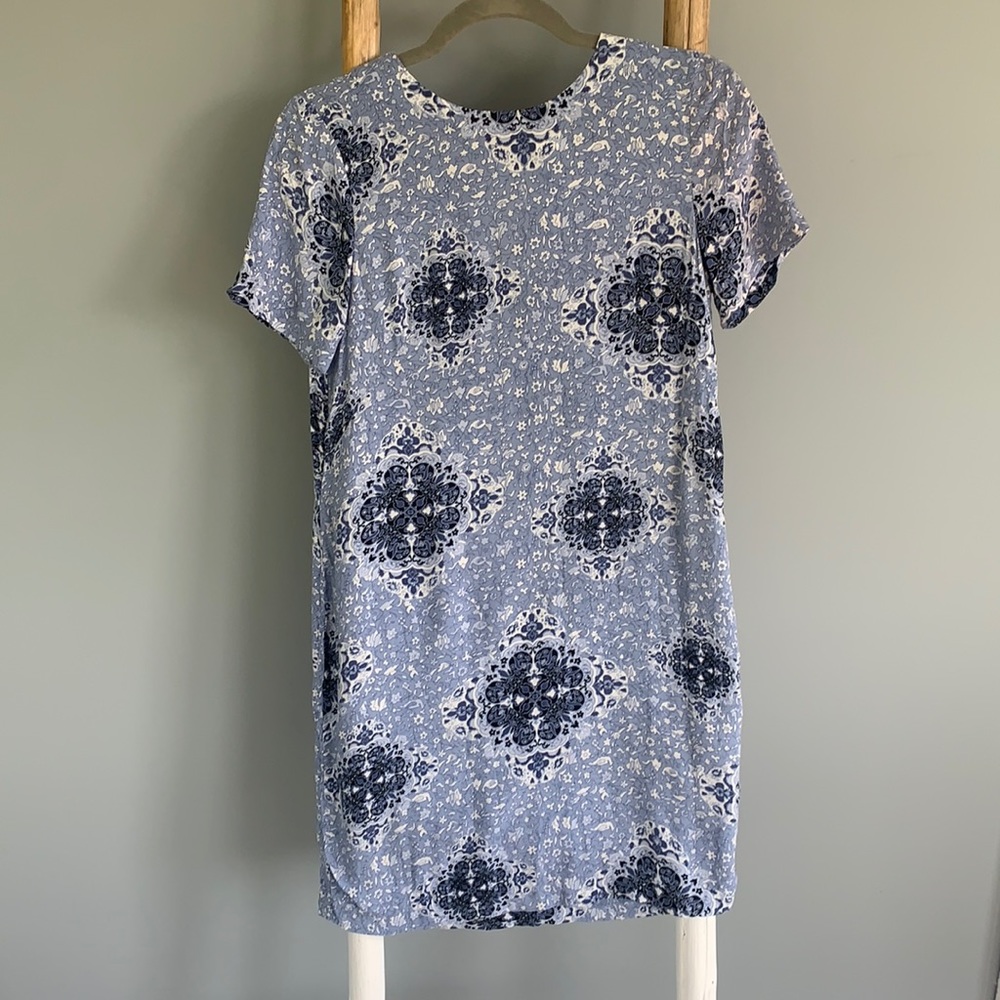 H&M Blue button back dress
